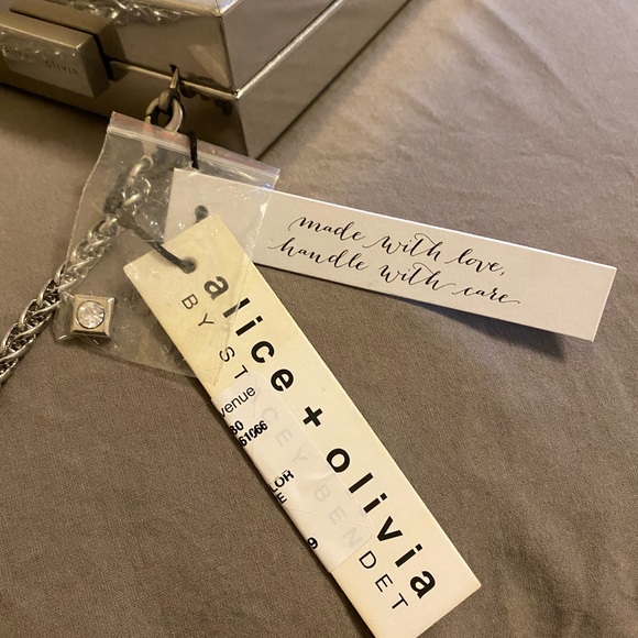 Alice and Olivia Sophia crystal stud clutch - Picture 2 of 11